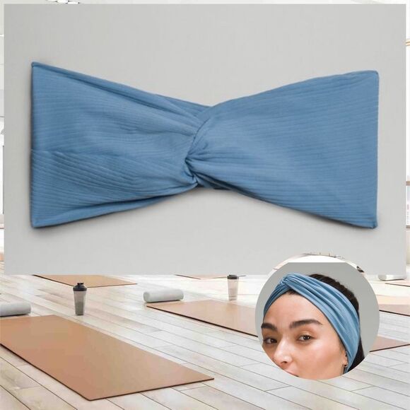 Lululemon Women's Ribbed Nulu Twist-Front Headband
Utility Blue NWT RARE 🔥 - Picture 1 of 4